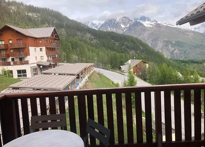 Le Pied Des Pistes